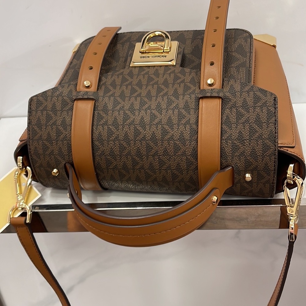 MICHAEL KORS MANHATTAN MEDIUM TOP HANDLE SCHOOL SATCHEL CROSSBODY BAG BROWN
NWT - Picture 16 of 16